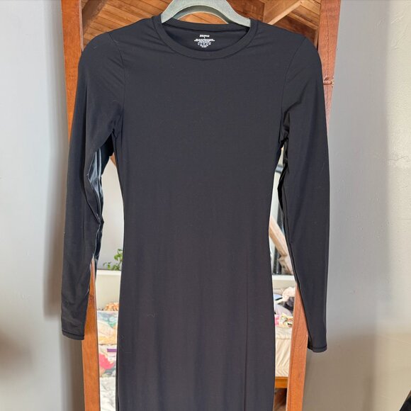 SKIMS Fits Everybody Long Sleeve Dress - Onyx - Picture 3 of 4